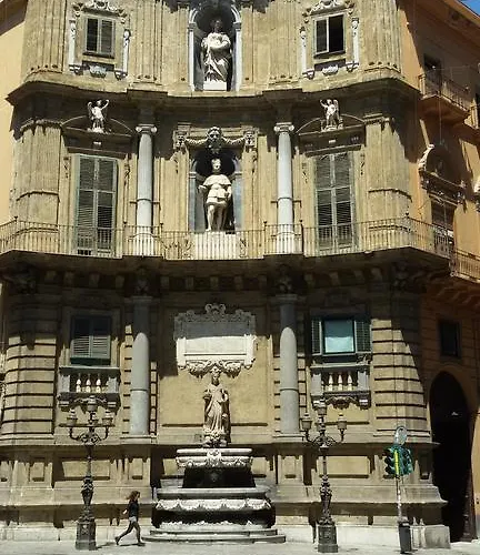 Quattro Canti Valu * Palermo