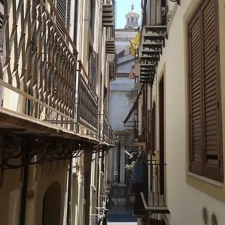 Quattro Canti Valu Palermo